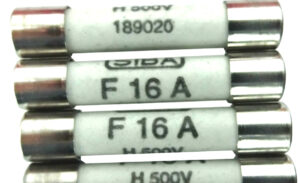 SIBA 189020 F16A Quick Acting Fuse 500V 10PCS