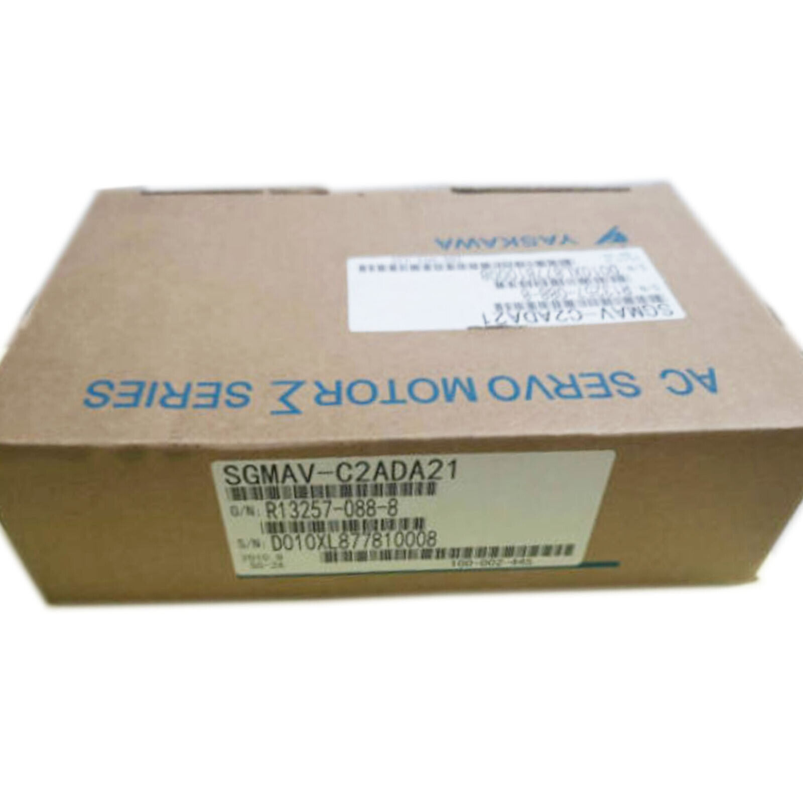 YASKAWA SGMAV-C2ADA21 Servo Motor New In Box