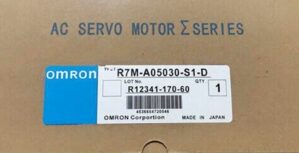 Omron R7M-A05030-S1-D Servo Motor