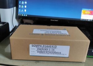 yaskawa-sgmph-01aae41d-servo-motor-100w-200v